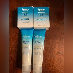 Disney h20 bundle- new